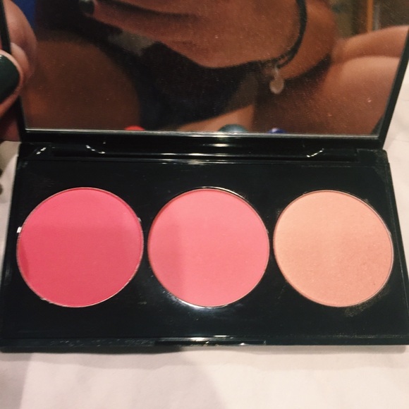 Makeup bundle 💄 - Picture 3 of 7